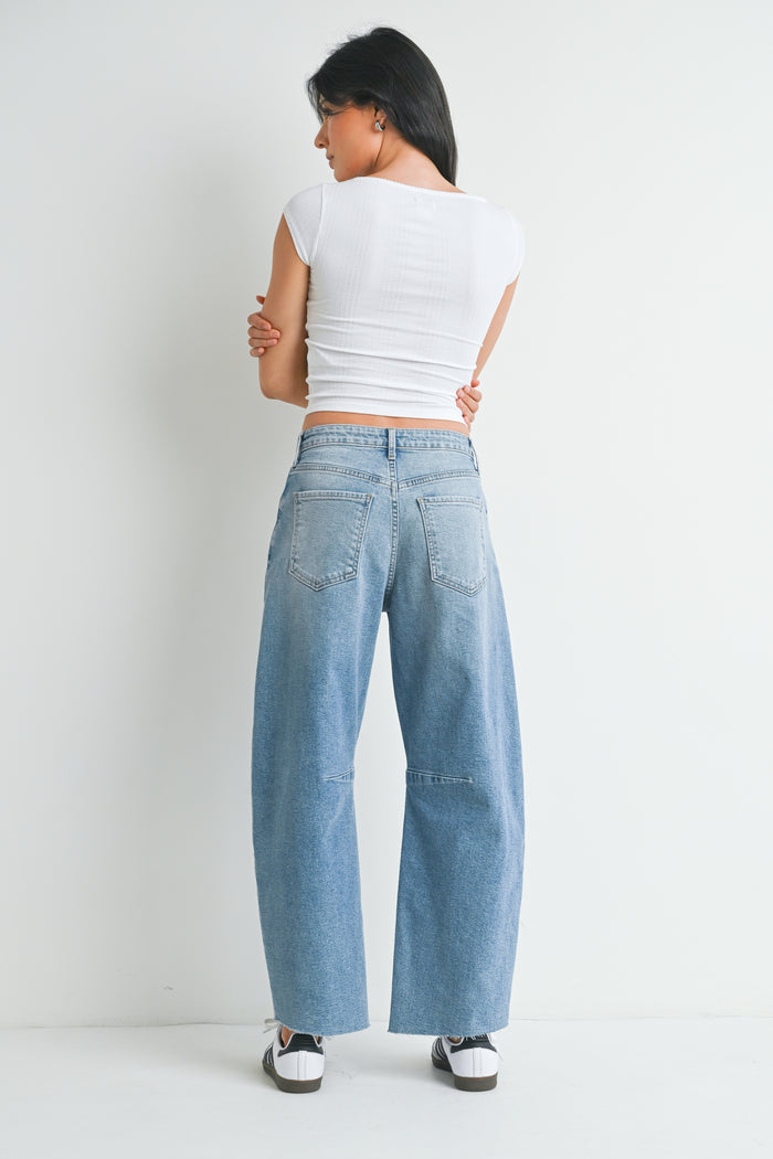 Barrel Jean w/ Seams - Light Wash - BP473J