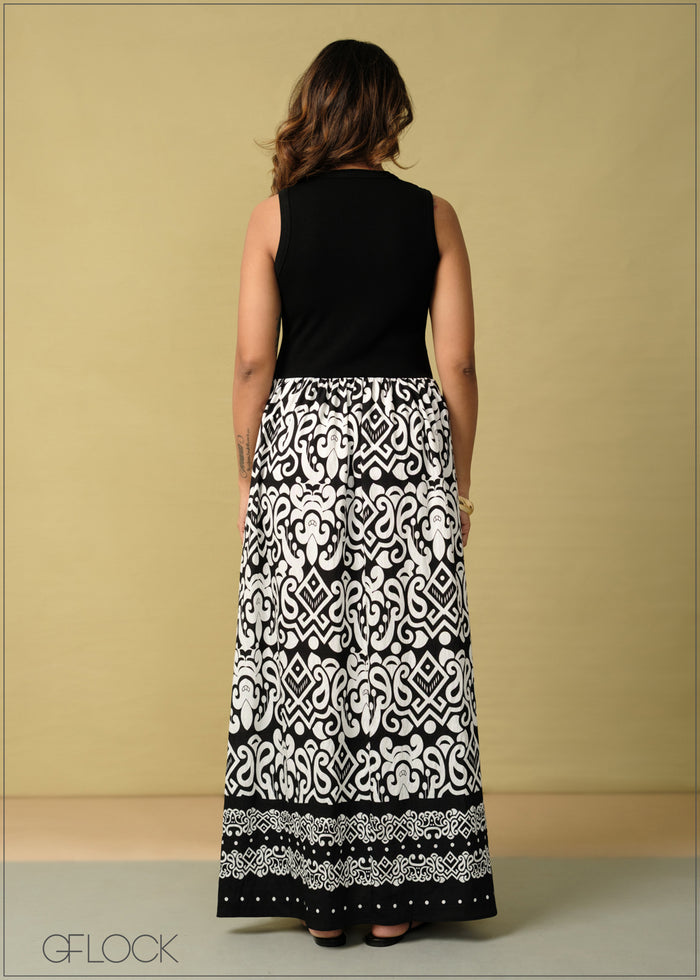 Contrast Printed Dress - 260925