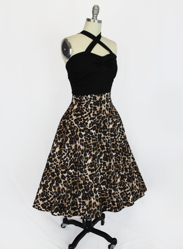 Flowy Leopard 1950s Vintage Skirt With Pockets