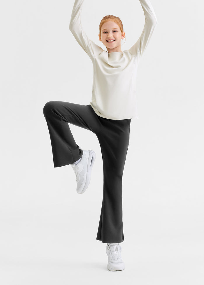 Charcoal Black / 4 (110)