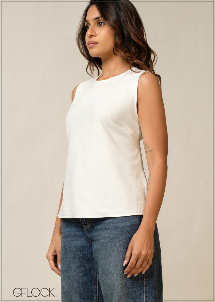 Back Bow Detailed Top - 300326