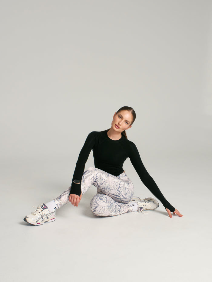 Base Layer Long Sleeve Waist Top - Onyx Black