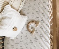 Breathable Crib Sheet Set