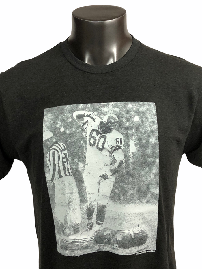 CHUCK BEDNARIK PHILADELPHIA EAGLES "CONCREATE CHARLIE" RETRO ADULT T-SHIRT