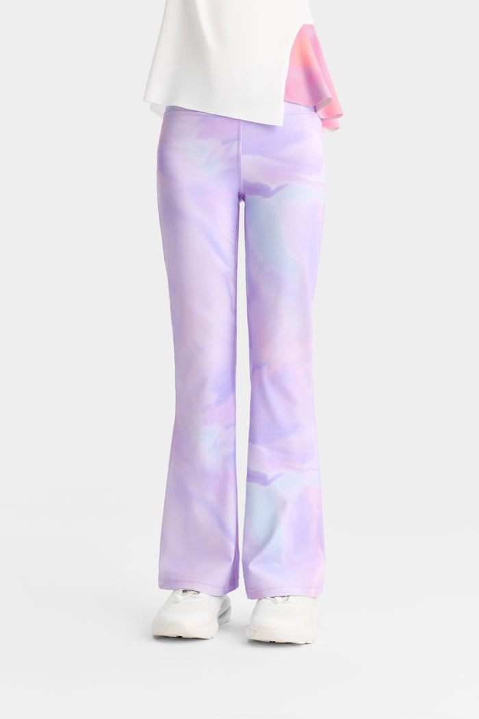 **Fantasy Lake Purple**