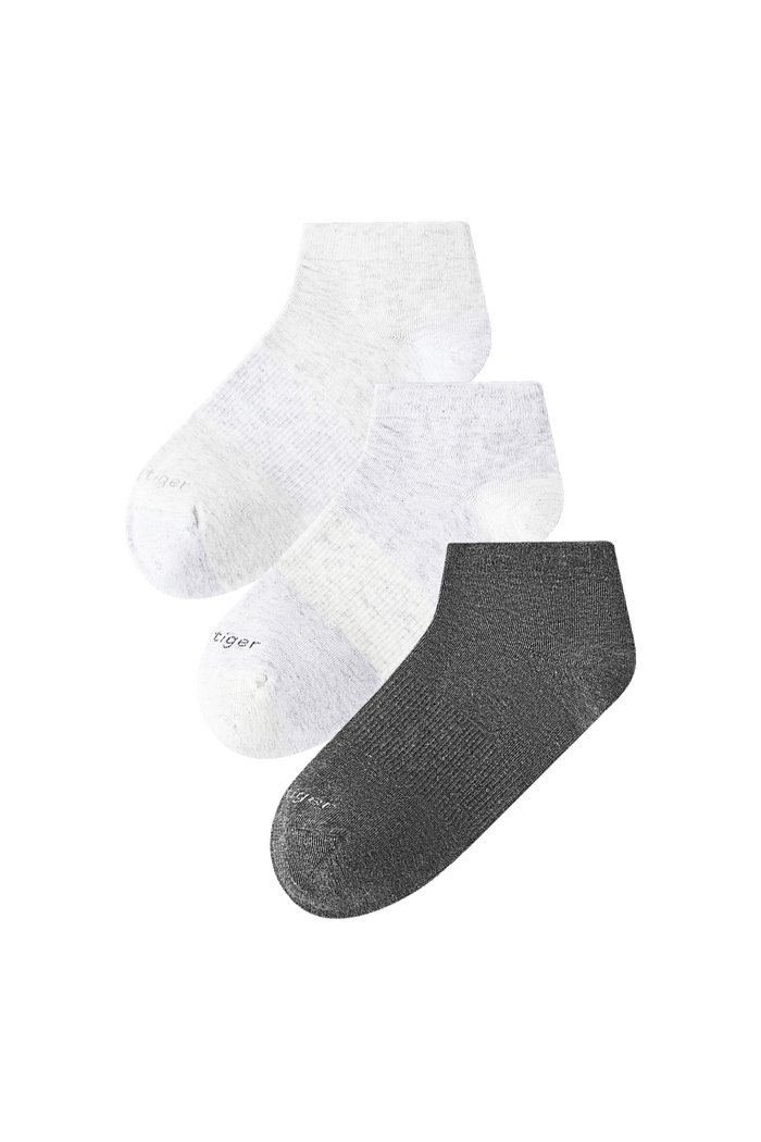 **White Gray Black**