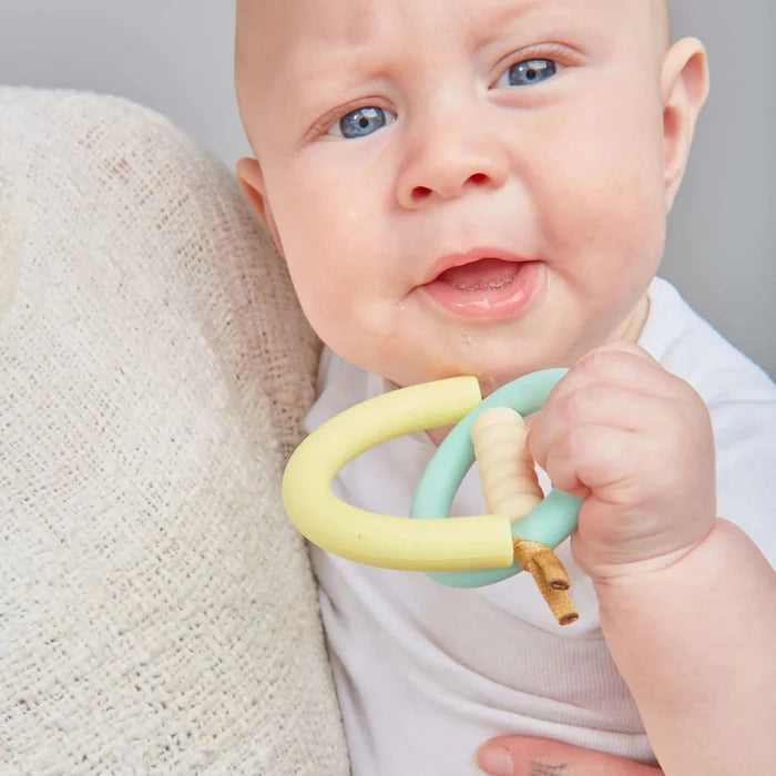 Dewdrop Orbit Teether image 2