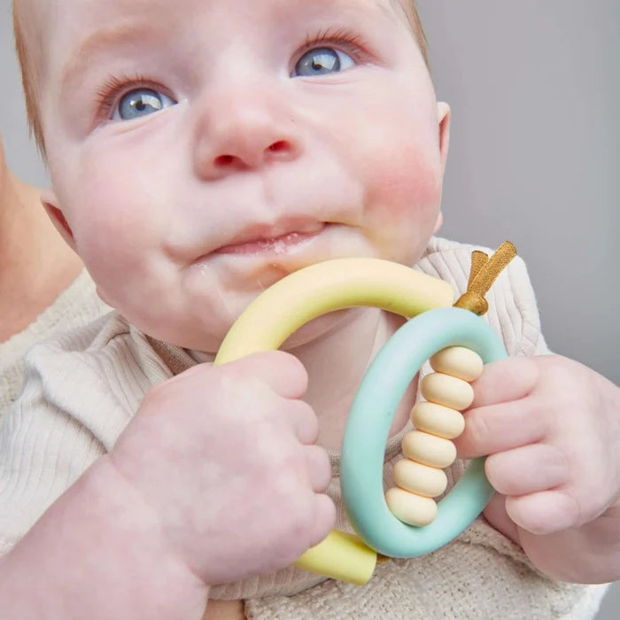 Dewdrop Orbit Teether image 3