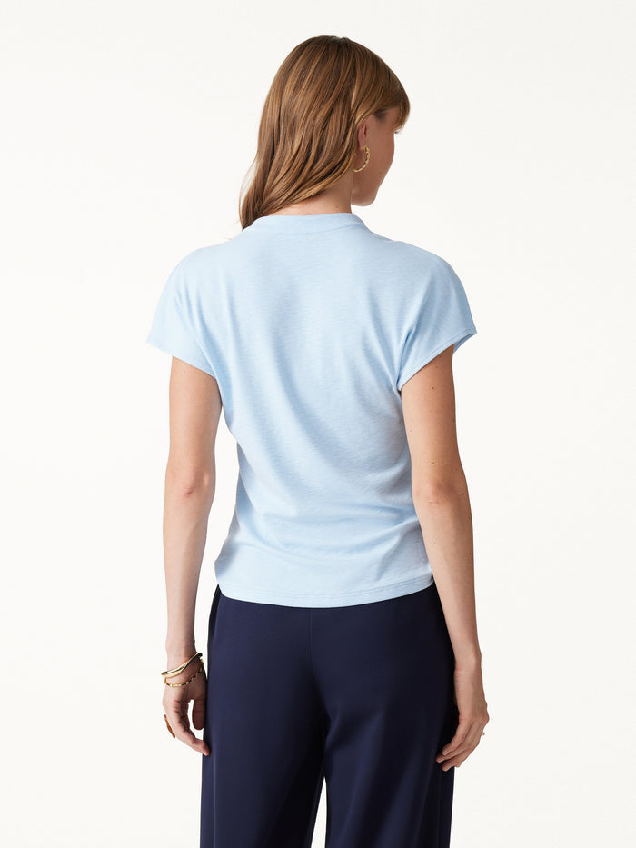 OGLmove Eco-Mousse® Collared V-Neck Top