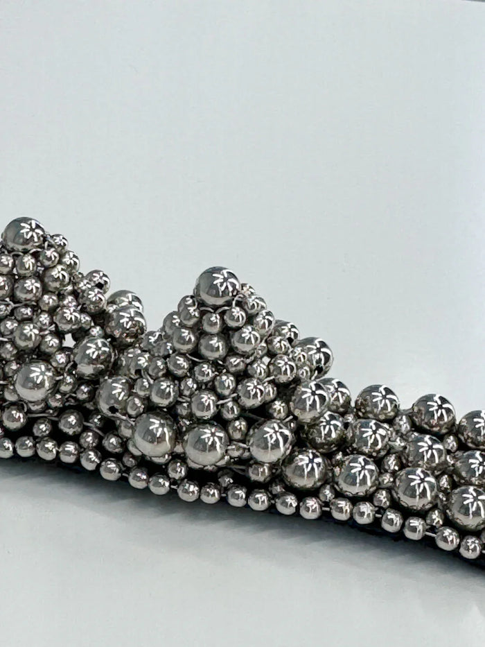 handcrafted eingana hatband in silver by object & dawn close up beads