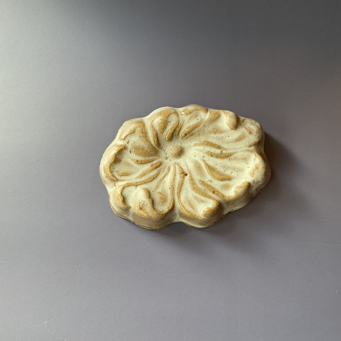Erin Shigaki: Kashigata Flowers