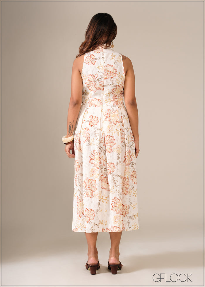 Halter Neck Pleated Dress - 130326