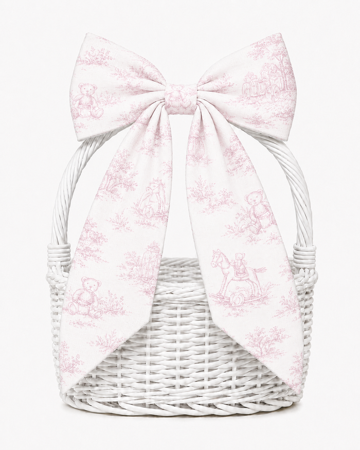 Hand Stitched Bow: Chinoiserie and Playtime Toile