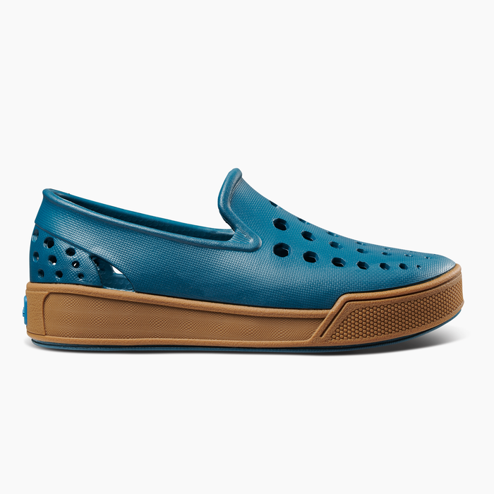 Cascade/Gum Rubber Kids' Skate Sneaker#color_cascade-gum-rubber