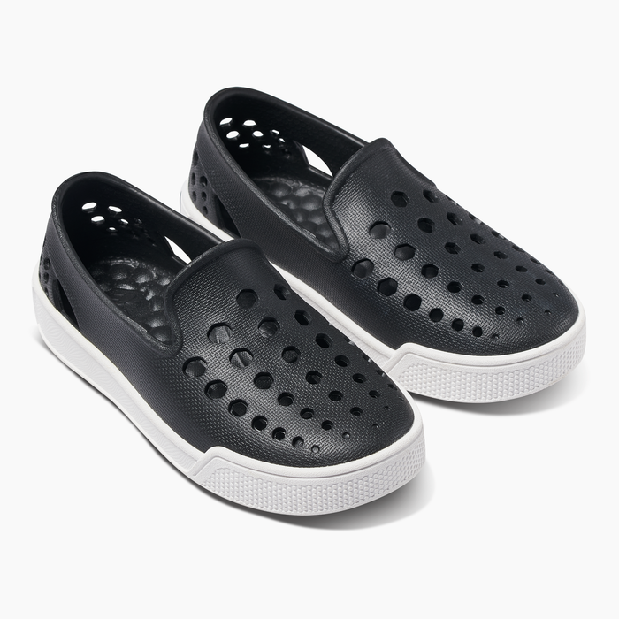 Black/White Kids' Skate Sneaker#color_black-white