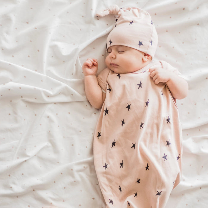 Knot Wearable Blanket, Knot Hat & Mitten Set