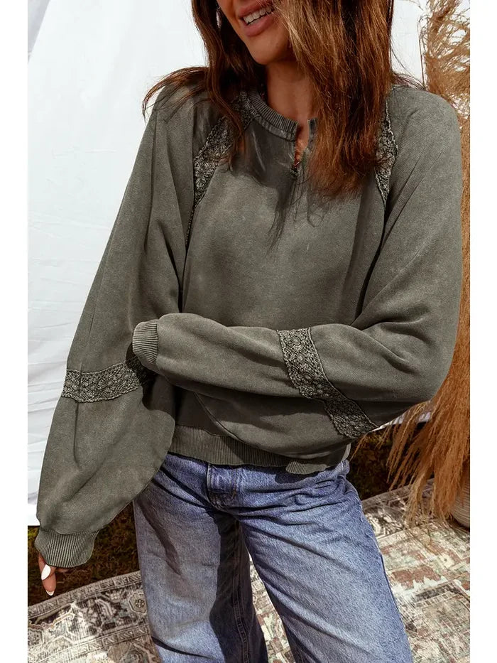 Lace Patchwork Notched Mineral Wash Baggy Sweatshirt