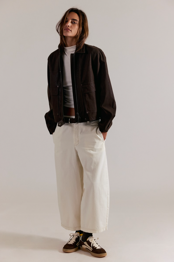 Laydown Chino in Clean Ivory