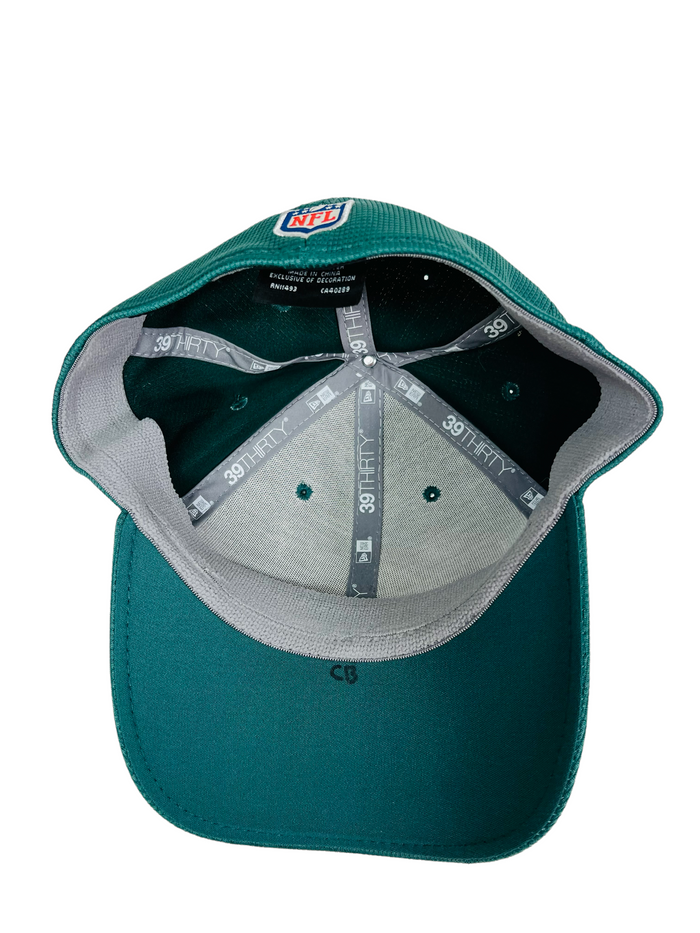 PHILADELPHIA EAGLES TEAM ISSUED NEW ERA FLEX-FIT ADULT HAT M / L