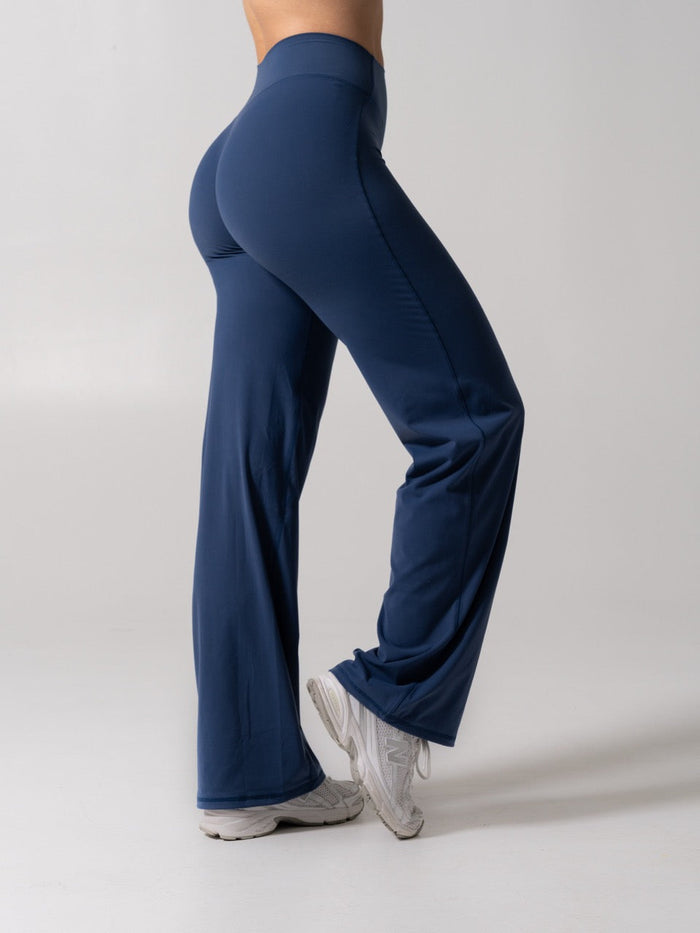 Poshknit Straight Leg Pant - Baked Blue