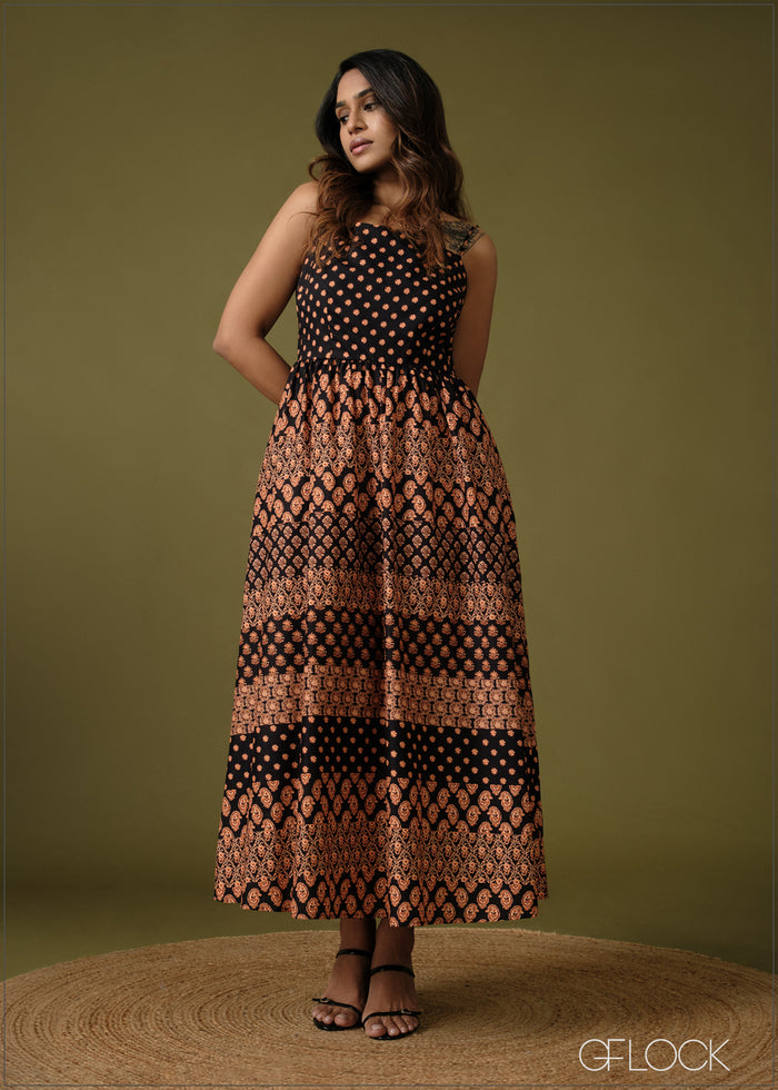 Printed Strappy Maxi Dress - 100726
