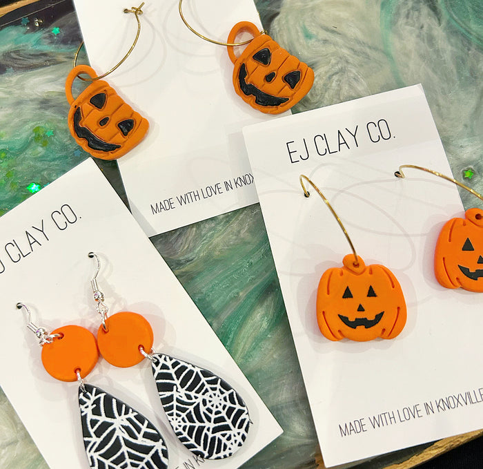 Pumpkin/spooky earrings EJ
