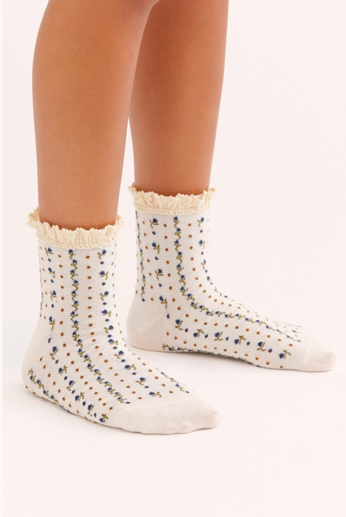 Rosebud Waffle Knit Ankle in Ivory