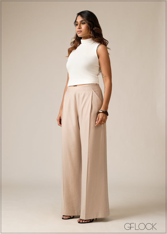 Side Pleated Wide Leg Pant