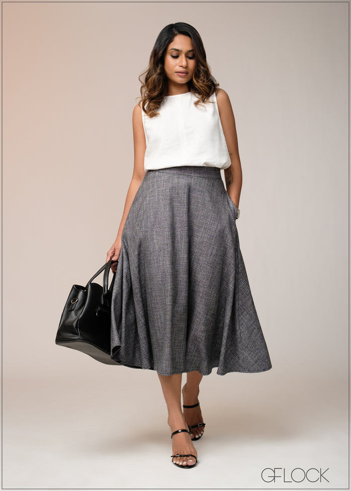 Sleeveless Basic Top - 031125