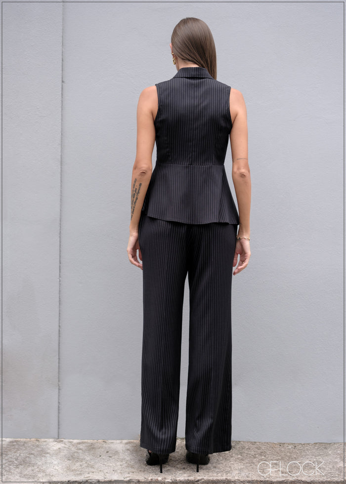 Sleeveless Belt Detailed Top - 070826
