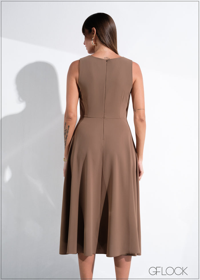 Sleeveless Midi Dress - 011225