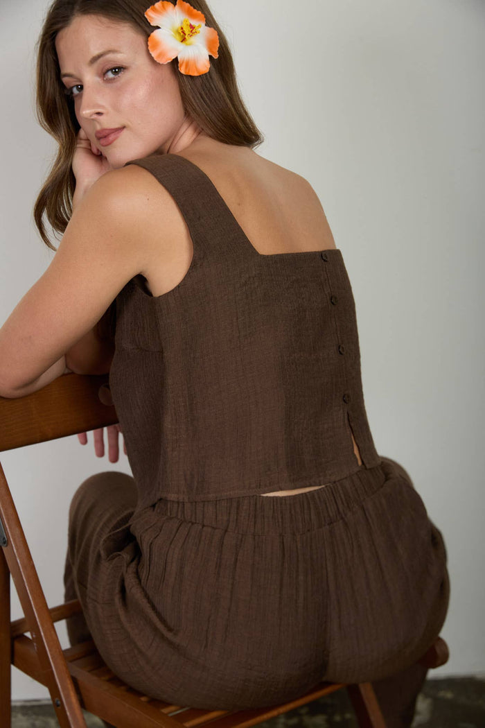 TEXTURED SQUARE NECK BACK BUTTON TANK TOP