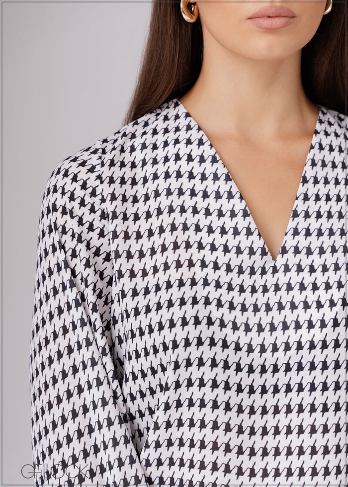 V-Neck Printed Top - 080526