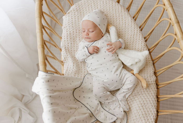 Velour Cluster Flower & Leaf Collection - Cotton Bib