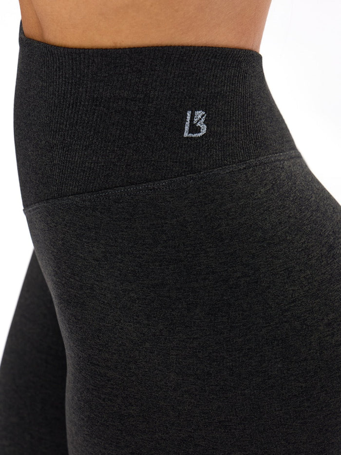 Vida Seamless Short - Charcoal