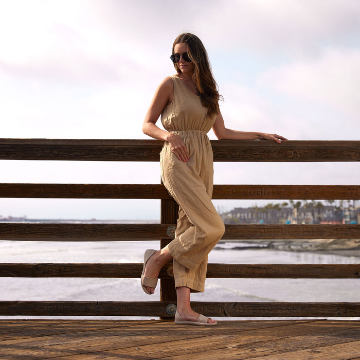 Driftwood Women's Friday Flat#color_driftwood
